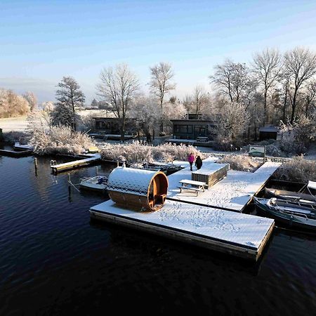 Pean-Buiten Waterlodges Nes  Exteriér fotografie