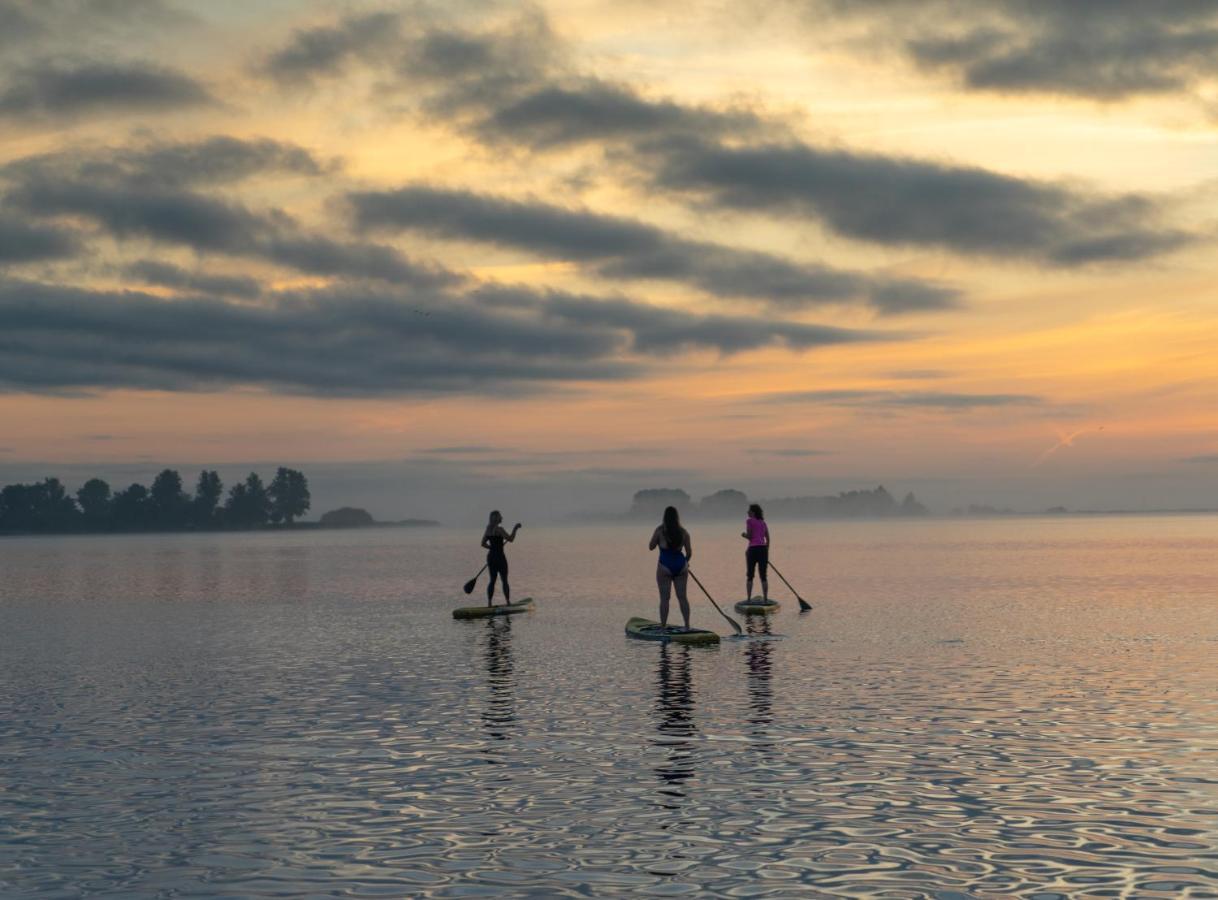 Pean-Buiten Waterlodges Nes  Exteriér fotografie