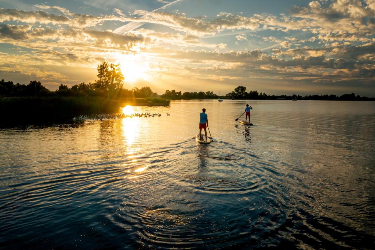 Pean-Buiten Waterlodges Nes  Exteriér fotografie