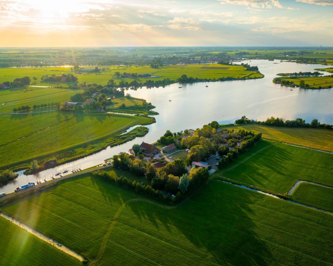 Pean-Buiten Waterlodges Nes  Exteriér fotografie