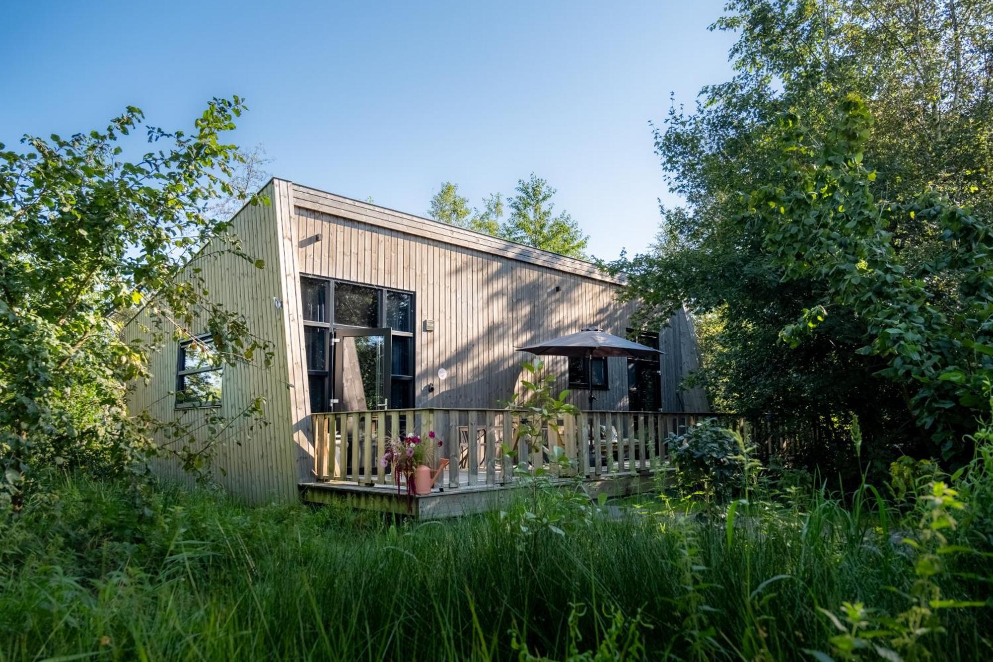 Pean-Buiten Waterlodges Nes  Exteriér fotografie