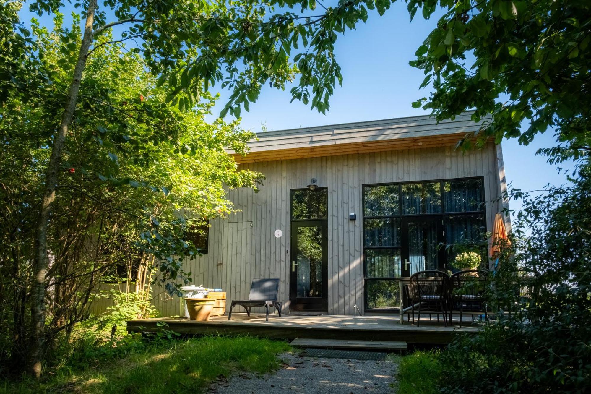 Pean-Buiten Waterlodges Nes  Exteriér fotografie